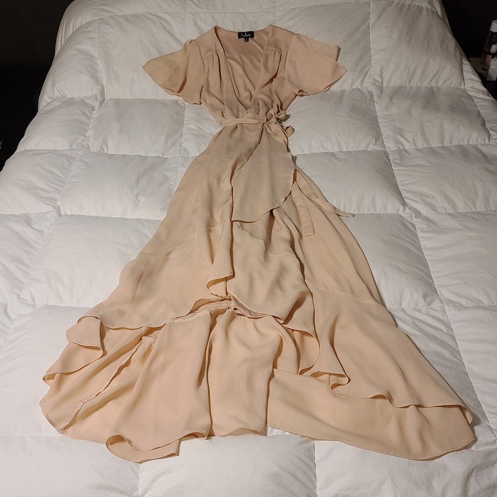 Lulus pink gown